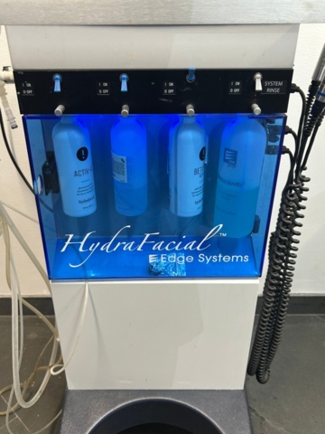 1349728-4 HydraFacial-system med tillbehör - Edge Systems HydraFacial