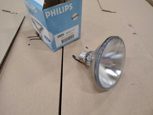 1506600-1 Halogen bulbs 12 pcs – Philips, PAR30S, 75W