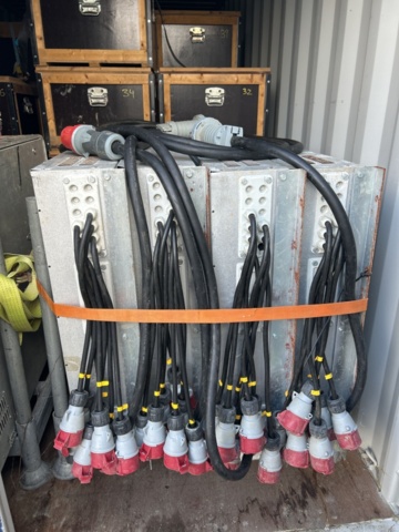 1427750-4 Arena lighting with driver cabinet - Philips ArenaVision