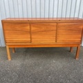 1482436-1 Sideboard