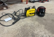 1489891 Elsvets/humla