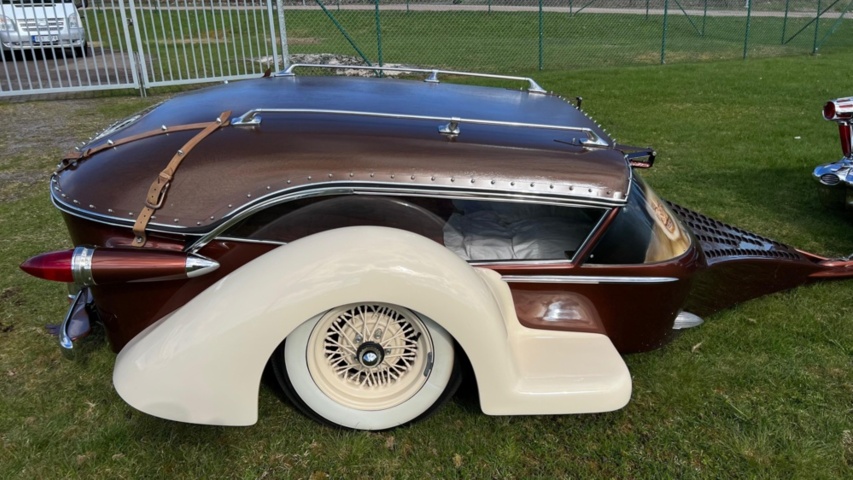 1471305-24 Custom Oldsmobile Dynamic 88 Holiday Coupé 6.1 V8 Hydra-Matic, 316hk, 1958