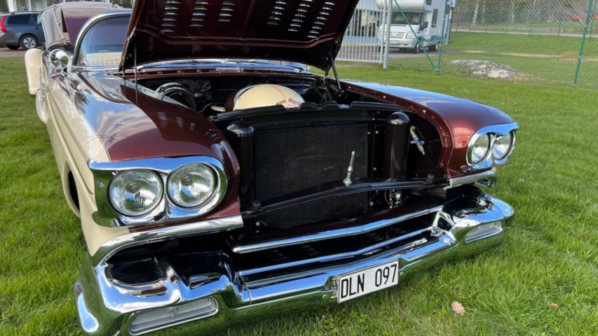 1471305-12 Custom Oldsmobile Dynamic 88 Holiday Coupé 6.1 V8 Hydra-Matic, 316hk, 1958