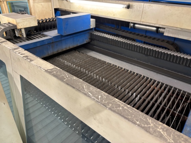 1475185-21 Laserskäranläggning - TRUMPF TruMatic L 3050 -2006