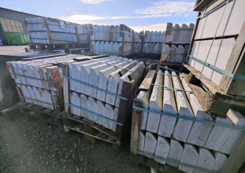 Image representing the auction - Larger disposal of curbstones &amp; slabs etc.