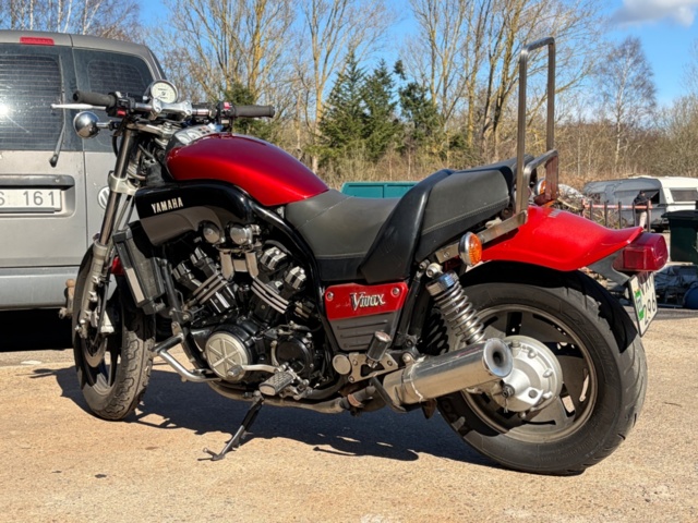 1510258-6 Motorcykel - Yamaha VMX 1200 2EN -1986