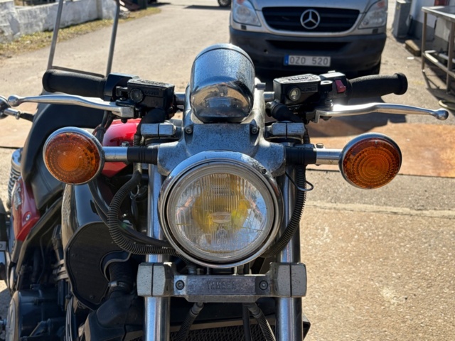 1510258-7 Motorcykel - Yamaha VMX 1200 2EN -1986