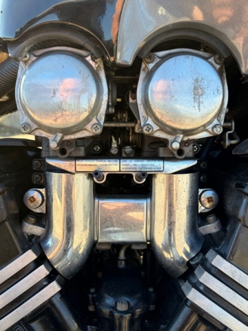 1510258-17 Motorcykel - Yamaha VMX 1200 2EN -1986