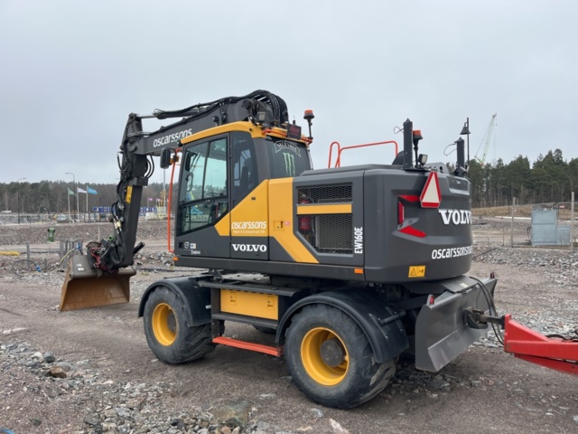 1277286-13 Hjulgrävare med vagn, tiltrotator och redskap - Volvo EW160E -2020