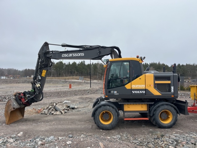 1277286-14 Hjulgrävare med vagn, tiltrotator och redskap - Volvo EW160E -2020