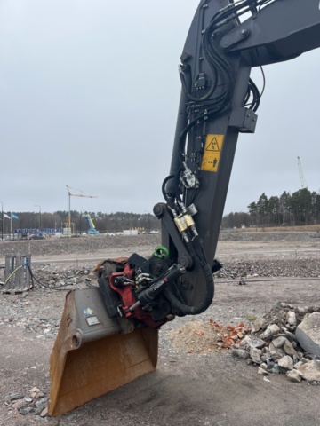 1277286-43 Hjulgrävare med vagn, tiltrotator och redskap - Volvo EW160E -2020