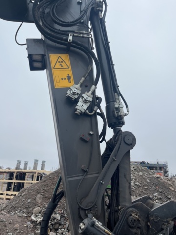 1277286-51 Hjulgrävare med vagn, tiltrotator och redskap - Volvo EW160E -2020