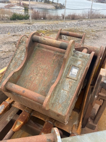 1277286-58 Hjulgrävare med vagn, tiltrotator och redskap - Volvo EW160E -2020
