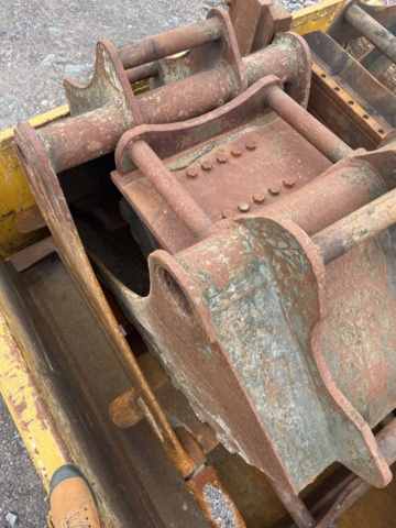 1277286-62 Hjulgrävare med vagn, tiltrotator och redskap - Volvo EW160E -2020