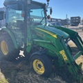 1427754-6 Kompakttraktor med frontlastare och redskap - John Deere 3720 -2013
