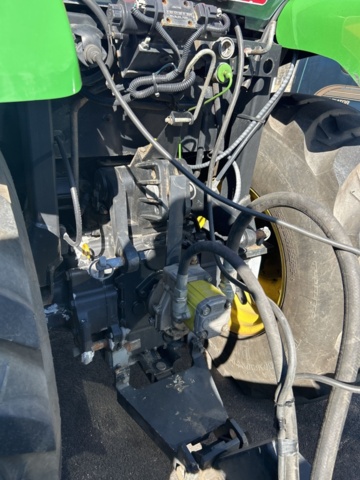 1427754-19 Kompakttraktor med frontlastare och redskap - John Deere 3720 -2013