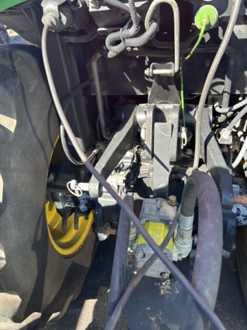 1427754-21 Kompakttraktor med frontlastare och redskap - John Deere 3720 -2013