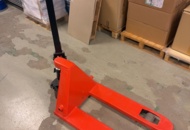 1469977 Palldragare, stege, vagnar och torkpappershållare