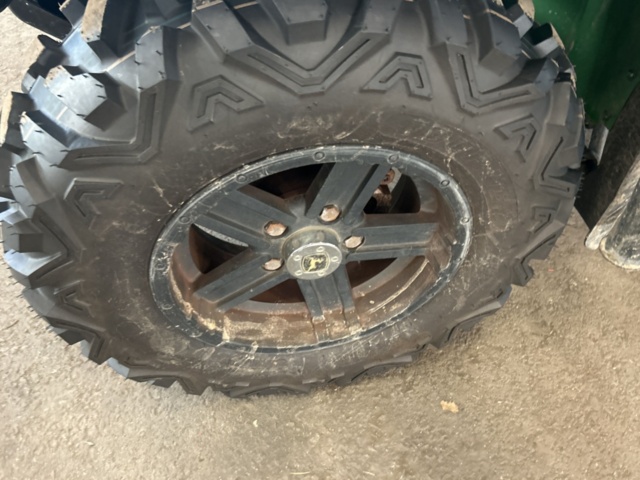 1503950-22 John Deere Gator XUV 855D -2013