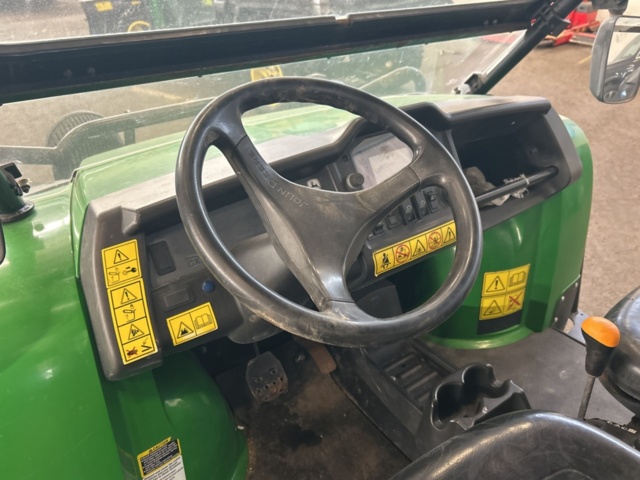 1503950-9 John Deere Gator XUV 855D -2013