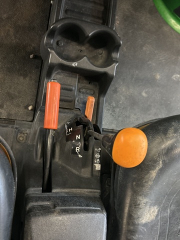 1503950-15 John Deere Gator XUV 855D -2013