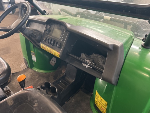 1503950-21 John Deere Gator XUV 855D -2013