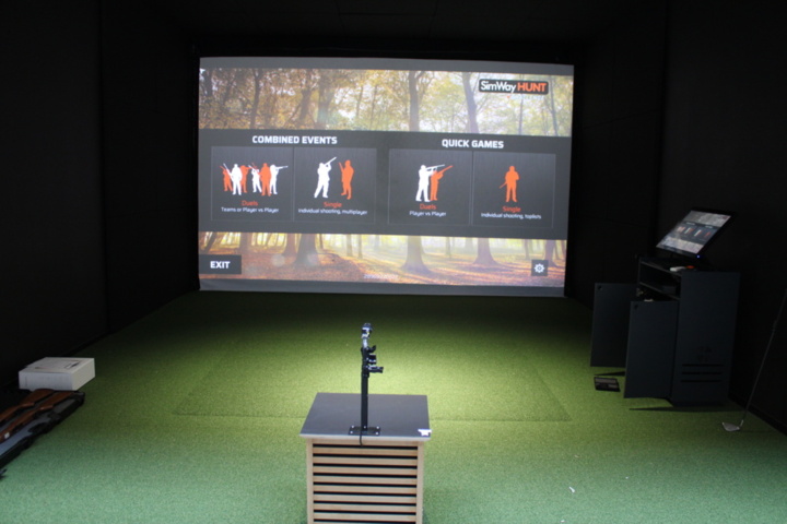 1501663-12 Golf simulator Trackman 4