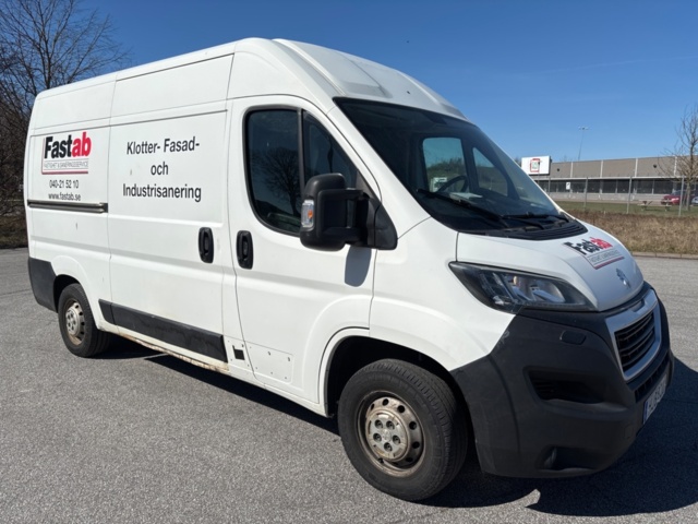1482504-3 Peugeot Boxer Van 335 2.0 BlueHDi Manuell, 131hk, -2019 med högtrycksaggregat