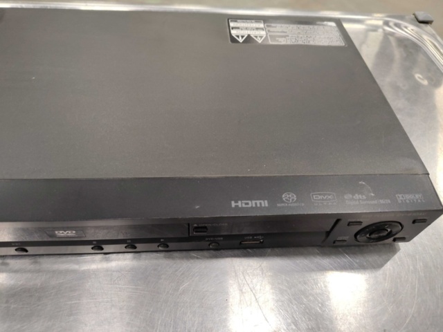 1512731-4 DVD-spelare Pioneer DV-610AV-K med fjärrkontroll