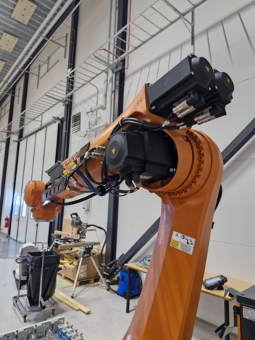 1371175-3 Industrirobot med tillbehör - KUKA KR 150 R2700-2, -2019
