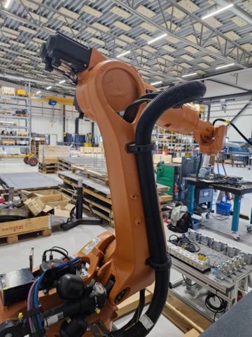 1371175-6 Industrirobot med tillbehör - KUKA KR 150 R2700-2, -2019