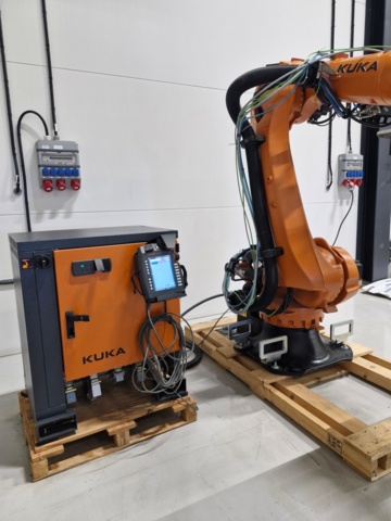 1371175-9 Industrirobot med tillbehör - KUKA KR 150 R2700-2, -2019