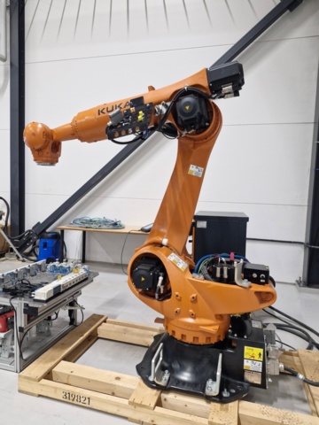 1371175-22 Industrirobot med tillbehör - KUKA KR 150 R2700-2, -2019
