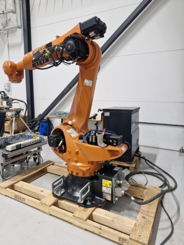 1371175-23 Industrirobot med tillbehör - KUKA KR 150 R2700-2, -2019