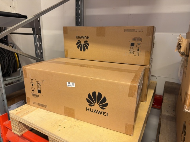 1470052-1 Battery modules 3 pcs - Huawei LUNA 2000-5KW-C0