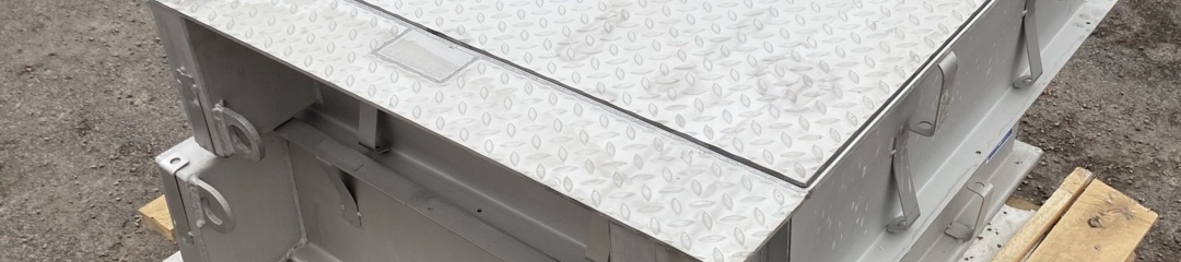 Bild som representerar auktionen - Avyttring manluckor & aluminiumluckor