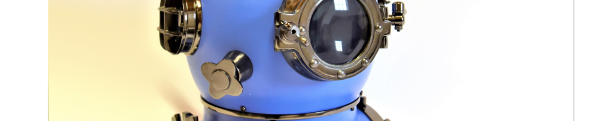 Bild som representerar auktionen - Unik Heminredning; rustningar, dyk- och riddarhjälmar m.m.