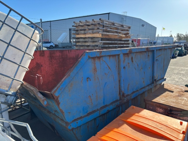 1475201-3 Container 8 m³