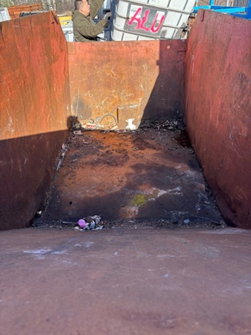 1475201-6 Container 8 m³