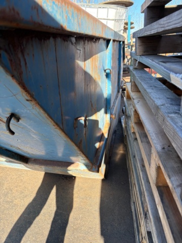 1475201-7 Container 8 m³