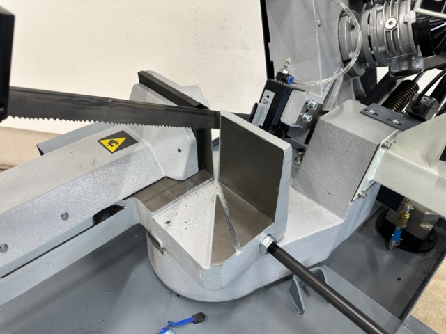1430364-4 Bandsaw MEP Shark PH 261-1HB