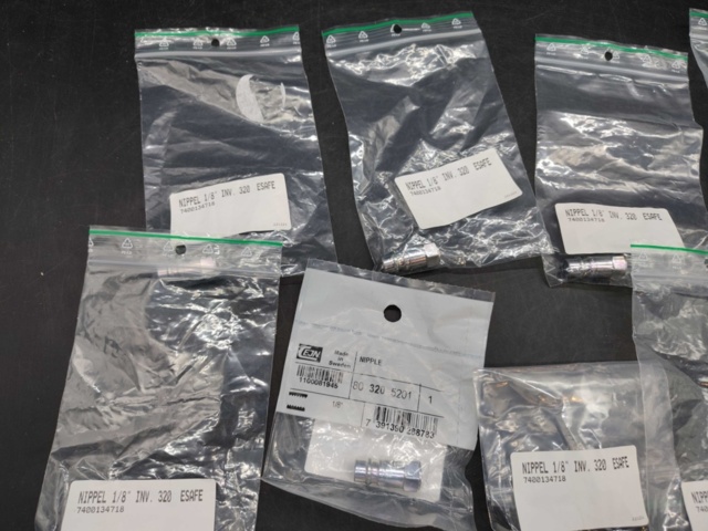 1514718-3 Nipple - CEJN, 1/8" in., series 320 eSafe