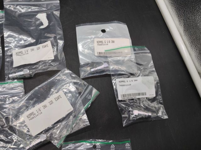 1514718-5 Nipple - CEJN, 1/8" in., series 320 eSafe