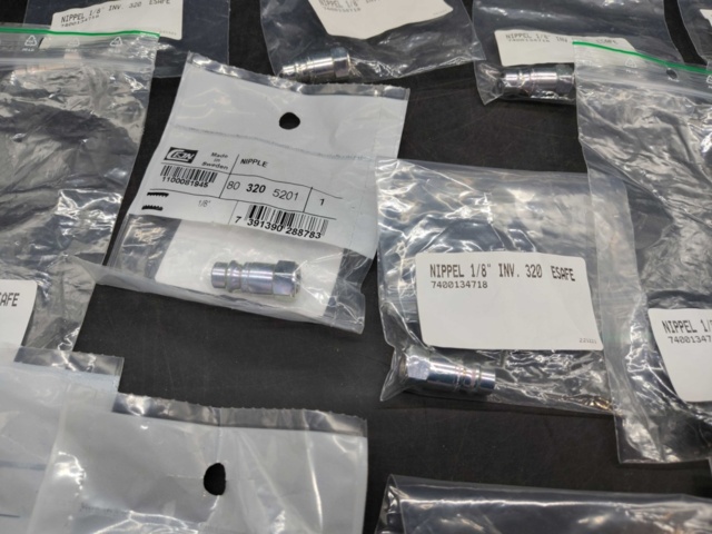 1514718-8 Nipple - CEJN, 1/8" in., series 320 eSafe