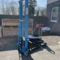 1421785-1 Ny/oanvänd Hanteringstruck / gångstaplare med skjutstativ EHT-1000