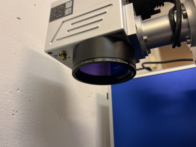 1421792-4 Lasermaskin FST 30D 30 watt - märkmaskin samt kort
