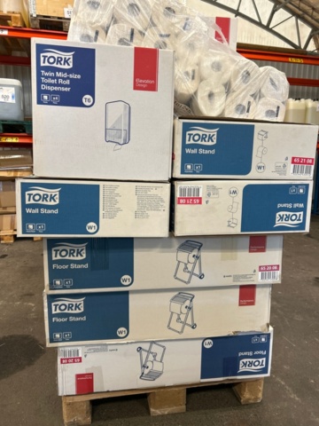 1482522-2 Pallet with Tork products