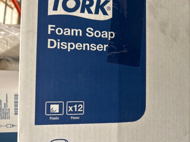1482522-9 Pallet with Tork products