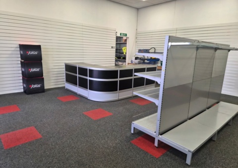 Bild som representerar auktionen - Avyttring butiksinredning