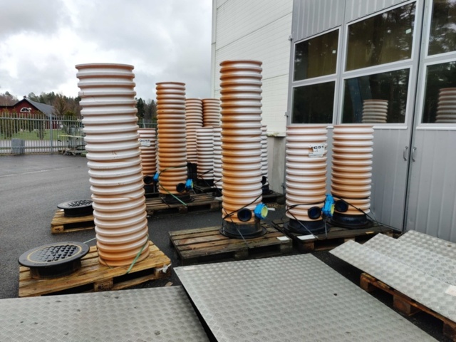 1477820-3 15 fire hydrants Belos 110 mm (heights 1100 mm and 1900 mm)
